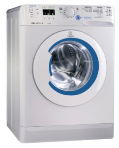 Indesit XWSA 71051 XWWBB Máquina de lavar Foto