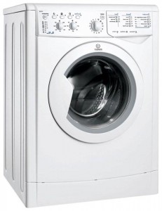 Indesit IWC 8128 B 洗衣机 照片